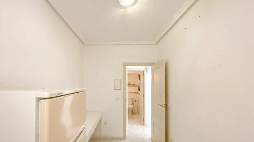 Сasa de 3 dormitorios en Torrevieja, España No. 1739 № 25