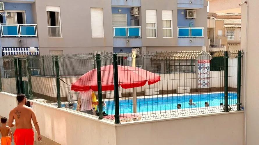 Apartamento de 1 dormitorio en Torrevieja, España No. 1719 № 21