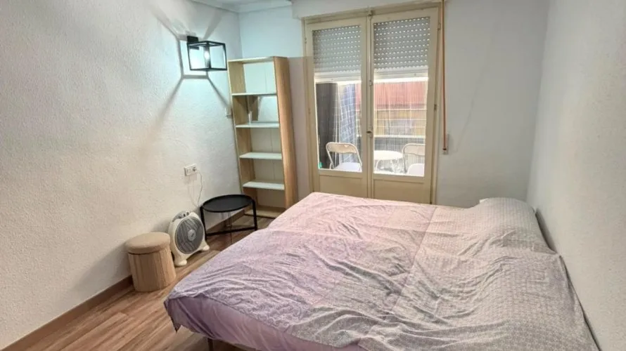 Apartamento de 3 dormitorios en Torrevieja, España No. 1691 № 1