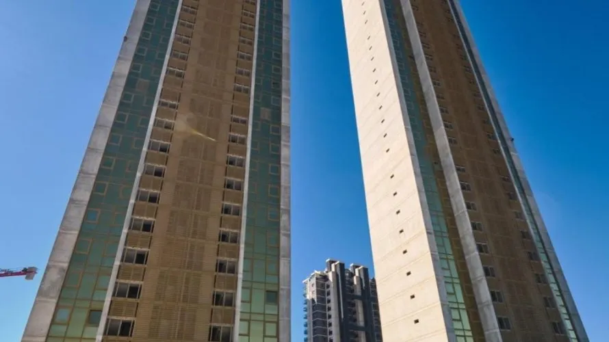 Apartamento de 2 dormitorios en Benidorm, España No. 1685 № 18