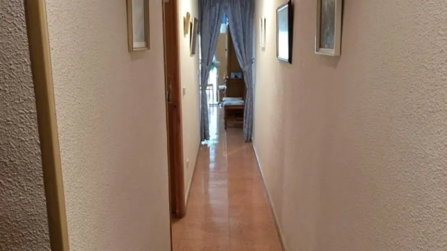 Apartamento de 1 dormitorio en Torrevieja, España No. 1669