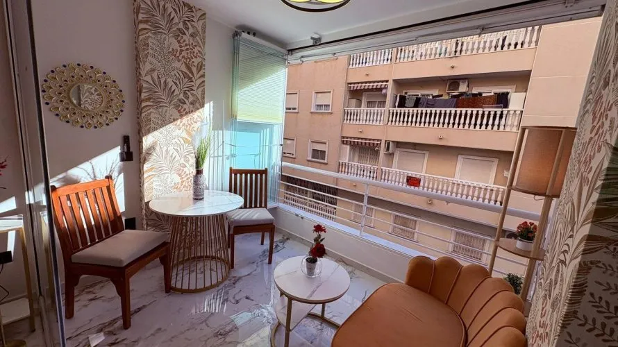 Apartamento de 1 dormitorio en Torrevieja, España No. 1692 № 23