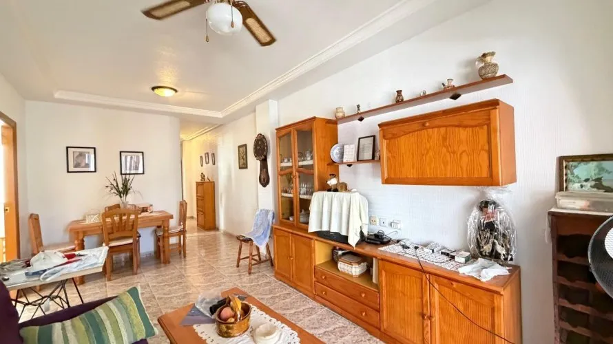 Apartamento de 2 dormitorios en Torrevieja, España No. 1710 № 18