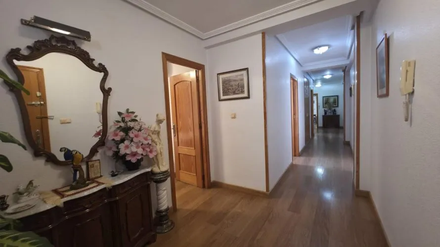 Apartamento de 3 dormitorios en Torrevieja, España No. 1670 № 23