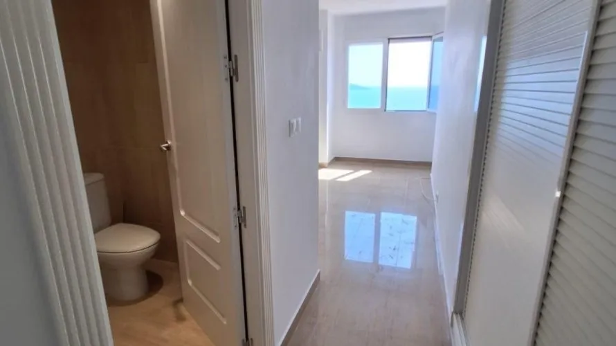 Apartamento de 3 dormitorios en Benidorm, España No. 1644 № 6
