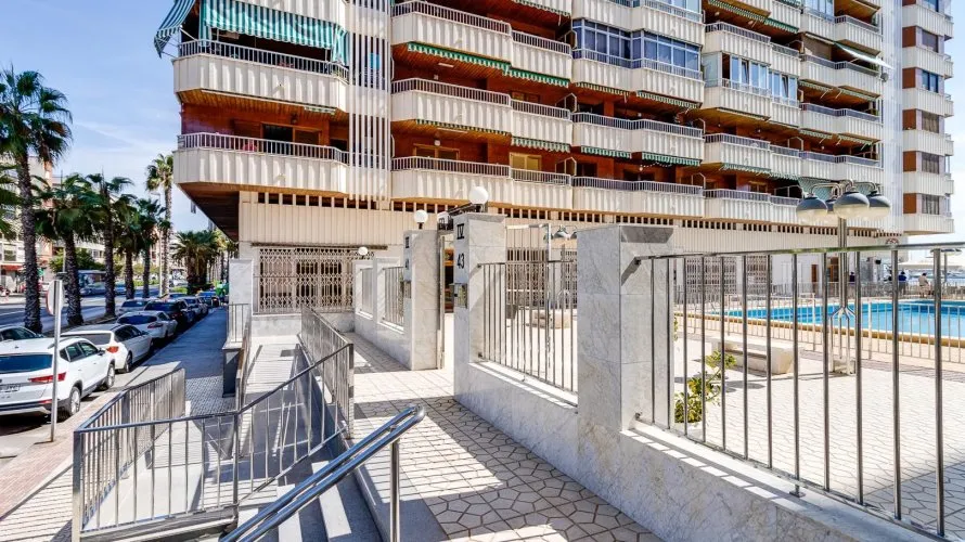 Apartamento de 100m² en Torrevieja, España No. 1683 № 5