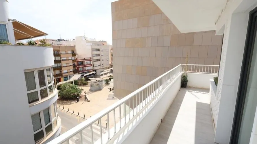 Ático de 3 dormitorios en Torrevieja, España No. 1733 № 13