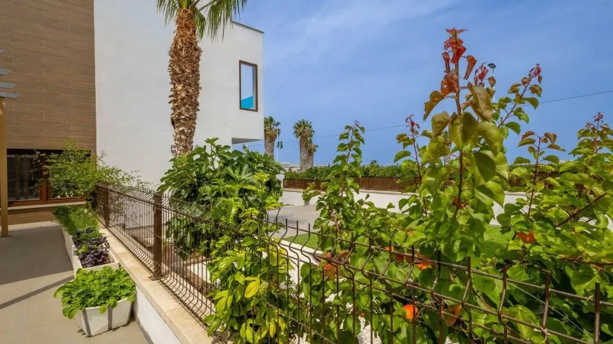 Сasa de 107m² en Torrevieja, España No. 1720 № 1