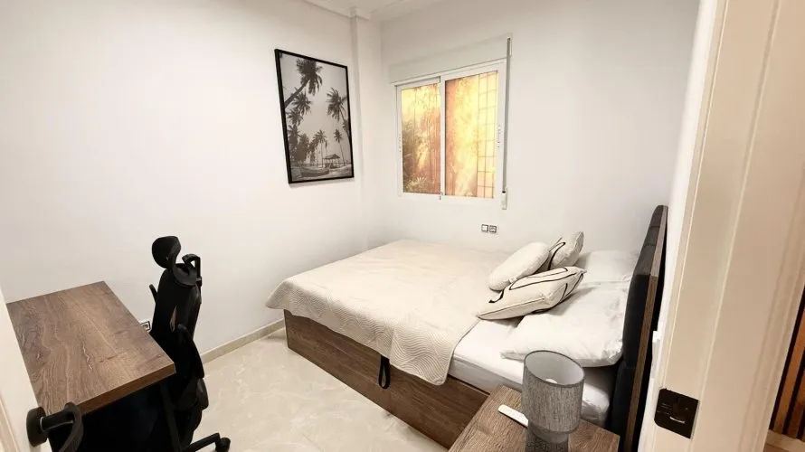 Apartamento de 1 dormitorio en Torrevieja, España No. 1719 № 16