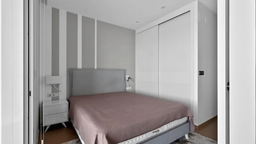 Apartamento de 2 dormitorios en Benidorm, España No. 1685 № 22