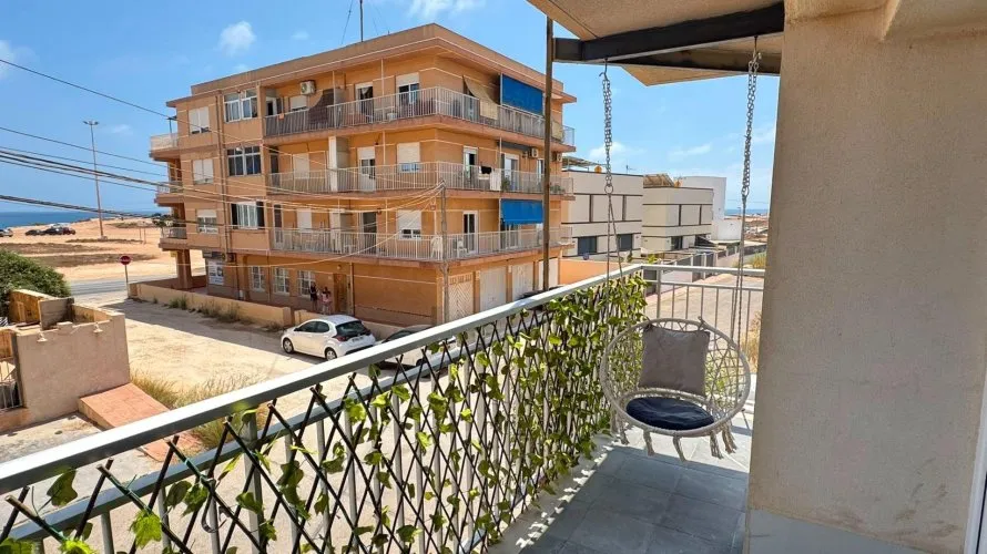 Apartamento de 2 dormitorios en Torrevieja, España No. 1693 № 15