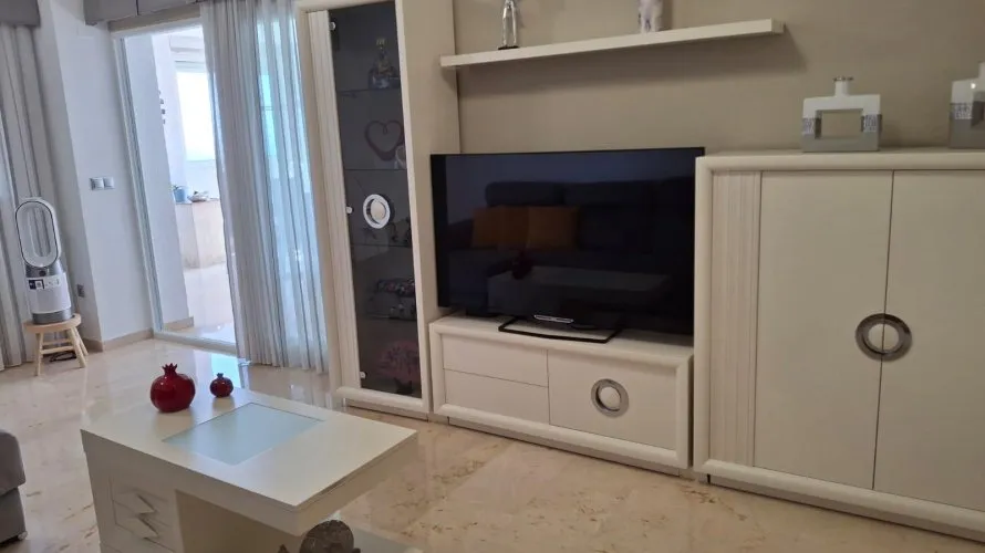 Apartamento de 136m² en Benidorm, España No. 1706 № 1