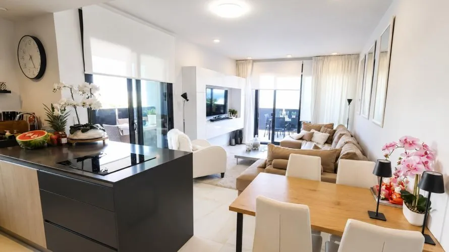 Apartamento de 3 dormitorios en Torrevieja, España No. 1705 № 6