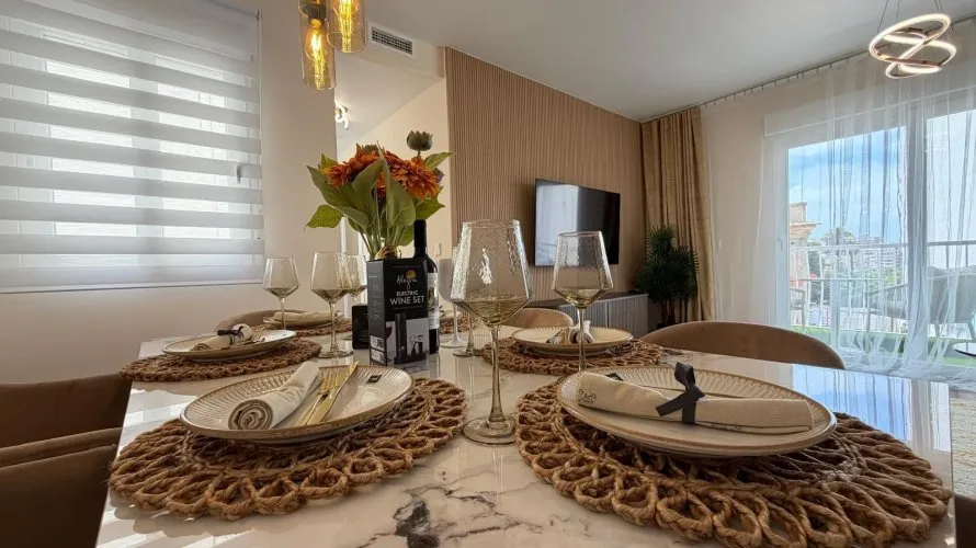 Apartamento de 3 dormitorios en Torrevieja, España No. 1679 № 3
