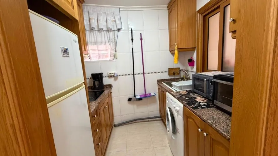 Apartamento de 1 dormitorio en Torrevieja, España No. 1880 № 13