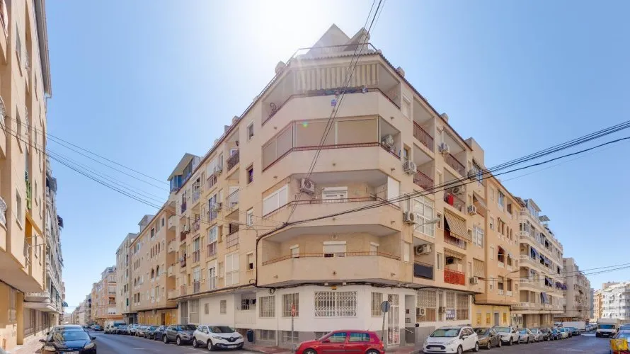 Apartamento de 24m² en Torrevieja, España No. 1819 № 6