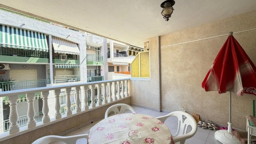 Apartamento de 1 dormitorio en Torrevieja, España No. 1901 № 6