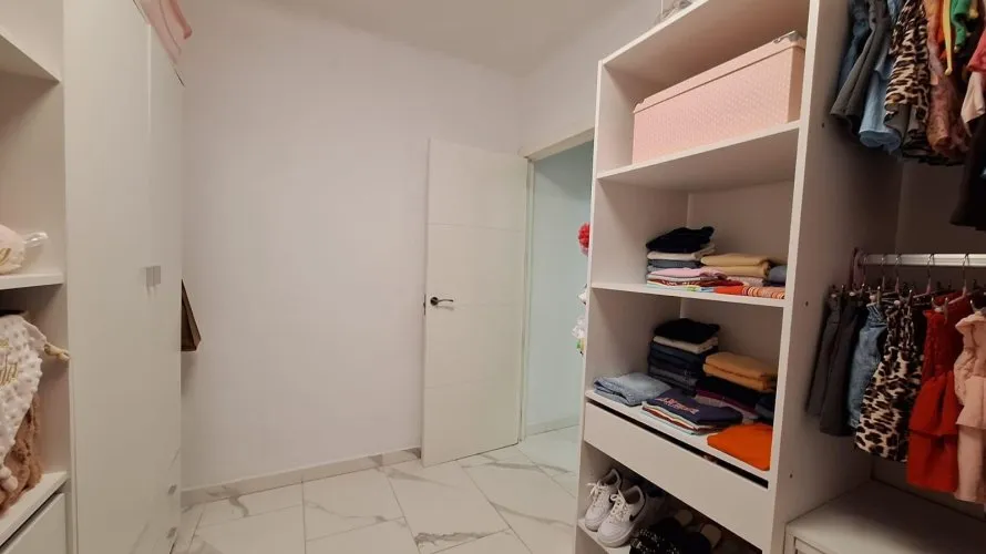 Apartamento de 2 dormitorios en Alicante, España No. 1868 № 10