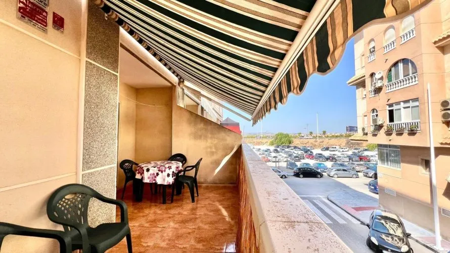 Apartamento de 1 dormitorio en Torrevieja, España No. 1870 № 15