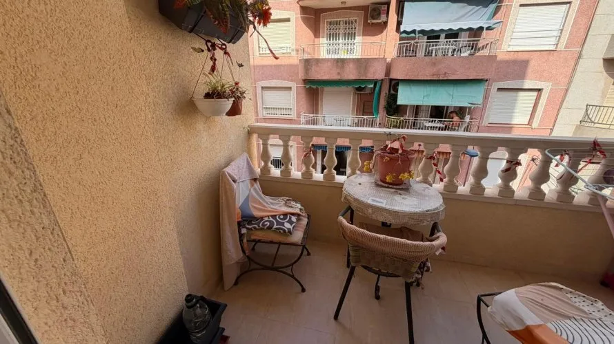Apartamento de 1 dormitorio en Torrevieja, España No. 1880 № 4