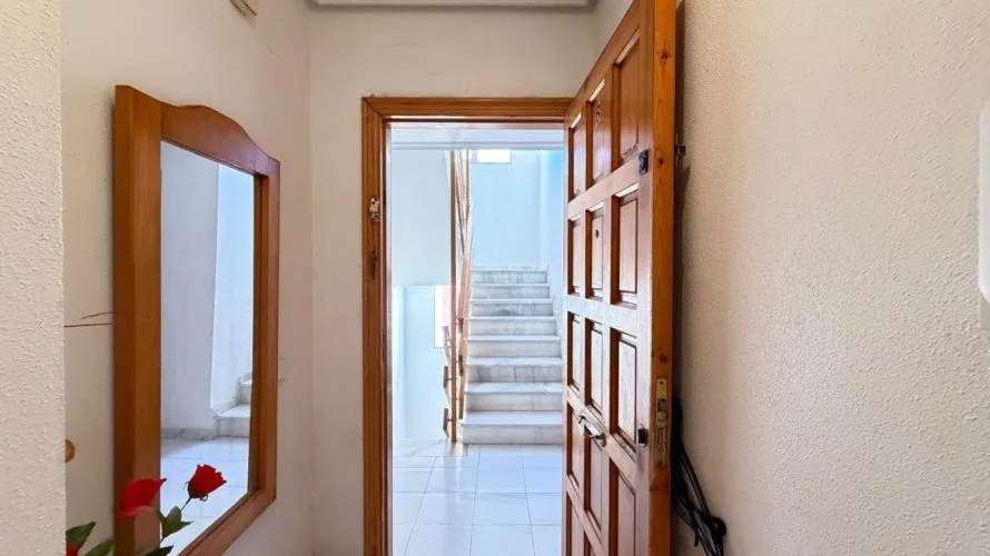 Apartamento de 1 dormitorio en Torrevieja, España No. 1901 № 27
