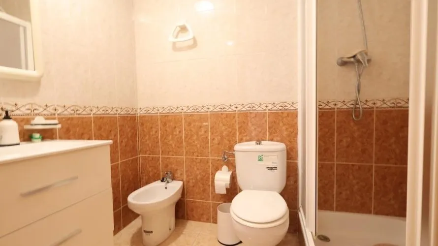 Apartamento de 2 dormitorios en Torrevieja, España No. 1837 № 4