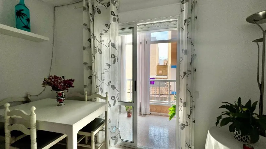 Apartamento de 1 dormitorio en Torrevieja, España No. 1871 № 15