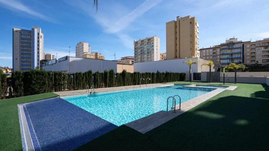 Apartamento de 2 dormitorios en Guardamar del Segura, España No. 1867 № 17