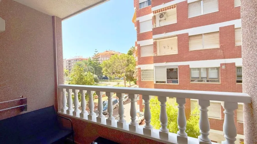 Apartamento de 2 dormitorios en Torrevieja, España No. 1757 № 24