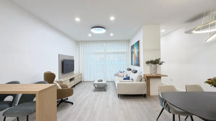 Apartamento de 2 dormitorios en Torrevieja, España No. 1884 № 11