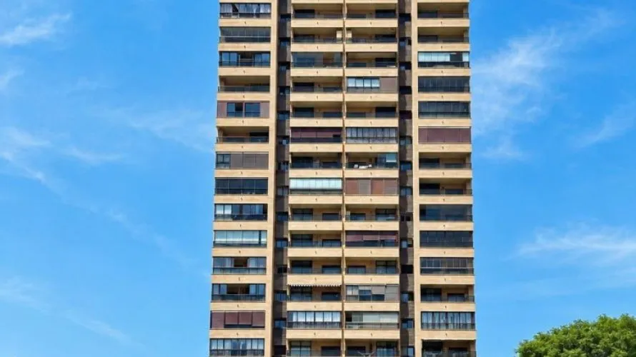 Apartamento de 2 dormitorios en Benidorm, España No. 1911 № 27