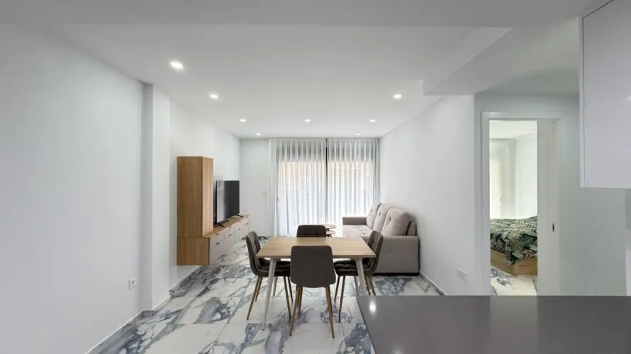 Apartamento de 3 dormitorios en Torrevieja, España No. 1908 № 3
