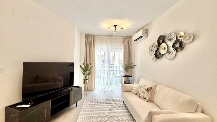 Apartamento de 1 dormitorio en Torrevieja, España No. 1799 № 24