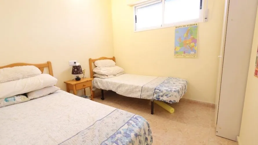 Apartamento de 2 dormitorios en Torrevieja, España No. 1837 № 5