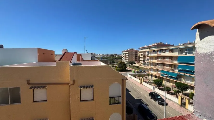 Ático de 3 dormitorios en Torrevieja, España No. 1747