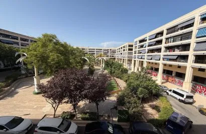 Apartamento de 3 dormitorios en Guardamar del Segura, España No. 1806