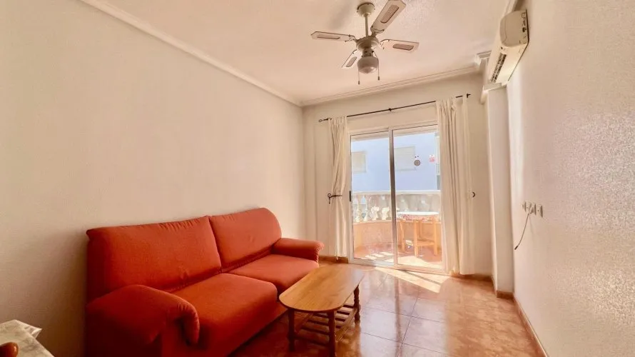 Apartamento de 1 dormitorio en Torrevieja, España No. 1853 № 22