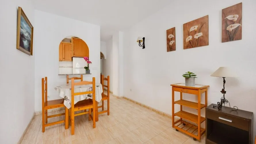 Apartamento de 1 dormitorio en Torrevieja, España No. 1759 № 21