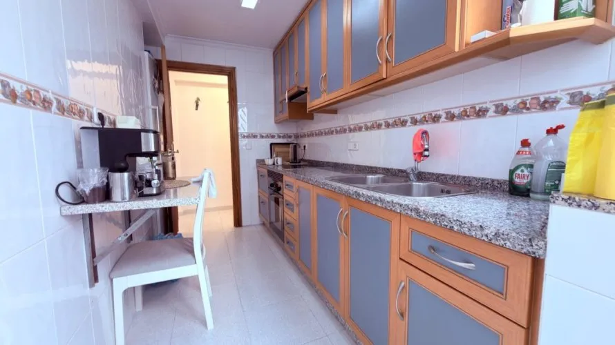 Apartamento de 1 dormitorio en Alicante, España No. 1912 № 4