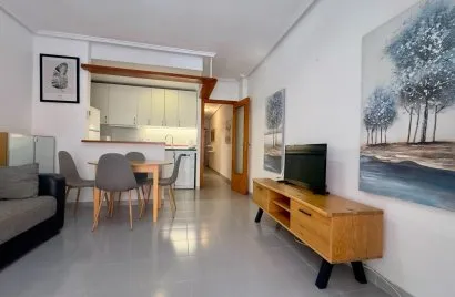 Apartamento de 1 dormitorio en Torrevieja, España No. 1843