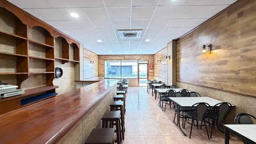 Propiedad comercial de 98m² en Torrevieja, España No. 1860 № 16