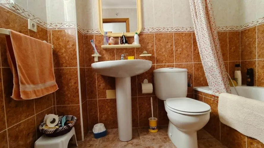 Apartamento de 2 dormitorios en Torrevieja, España No. 1927 № 6