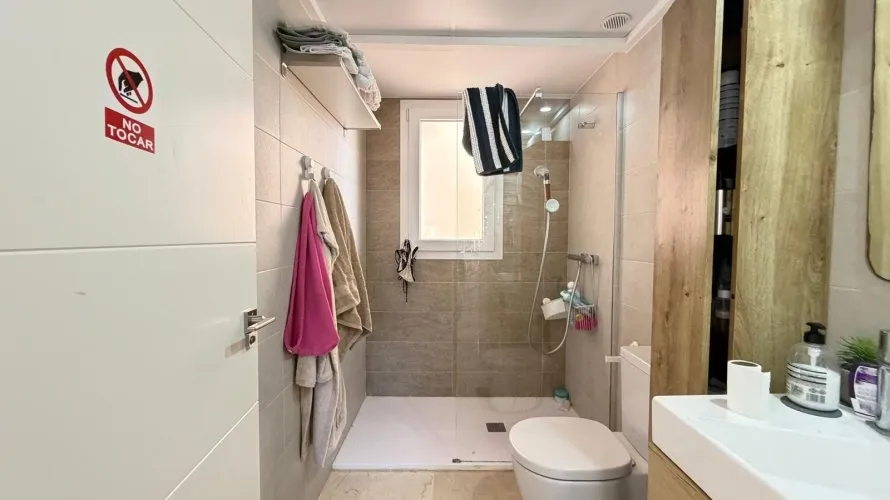 Apartamento de 3 dormitorios en Torrevieja, España No. 1859 № 2