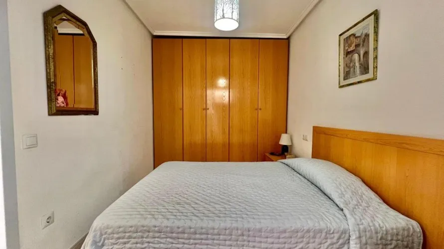 Apartamento de 1 dormitorio en Torrevieja, España No. 1871 № 5