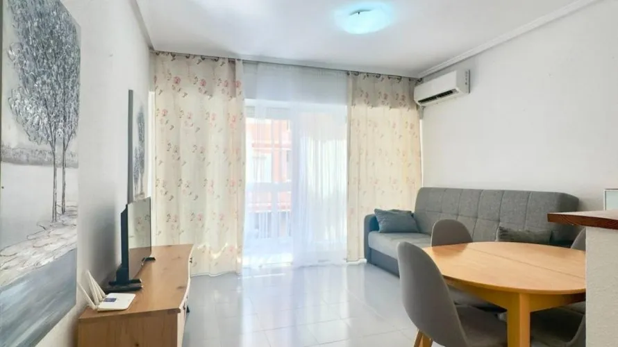 Apartamento de 1 dormitorio en Torrevieja, España No. 1843 № 18