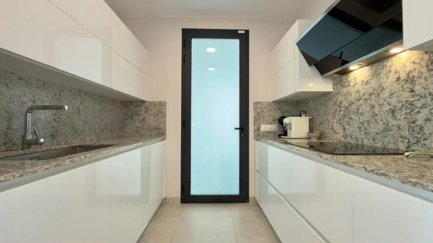 Villa de 4 dormitorios en Calpe, España No. 1758 № 14