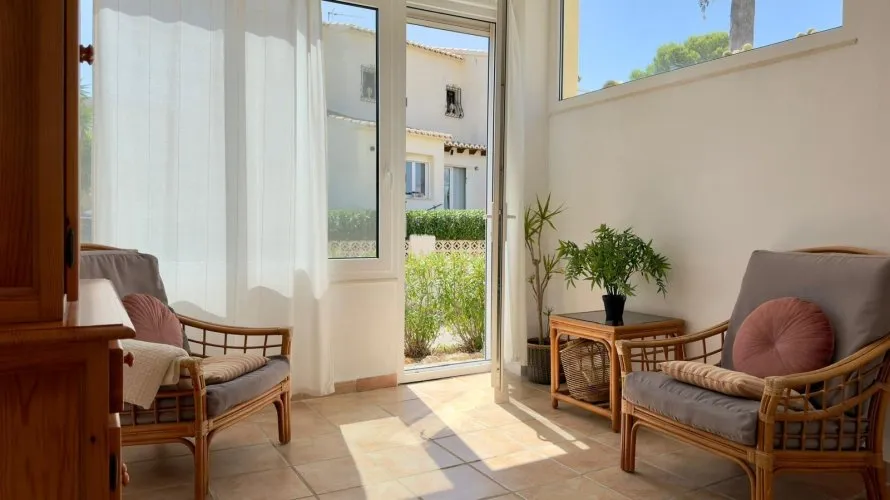 Apartamento de 2 dormitorios en Benitachell, España No. 1800 № 1
