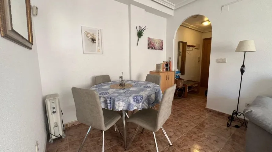Apartamento de 2 dormitorios en Torrevieja, España No. 1772 № 12