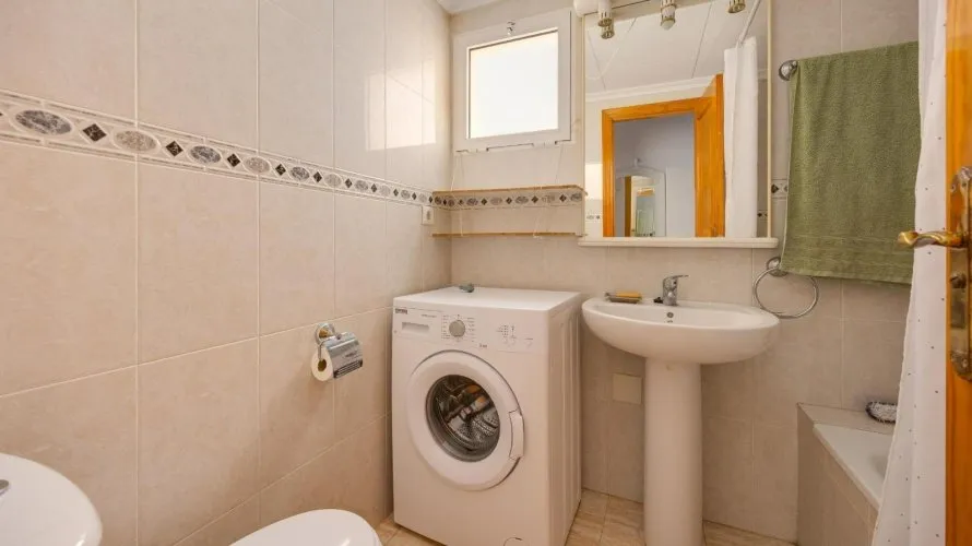 Apartamento de 1 dormitorio en Torrevieja, España No. 1759 № 9