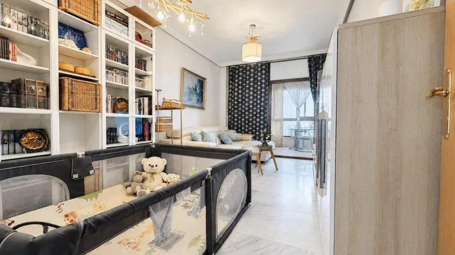 Apartamento de 2 dormitorios en Benidorm, España No. 1911 № 14